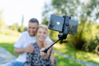 FIXED Selfie stick Snap with tripod  and wireless trigger, 3/4