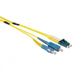 ACT Singlemode 9/125 OS2 duplex ruggedized fiber cable with LC en SC connectors 10m Yellow