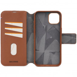 Decoded iPhone 15 Plus Case Leather Detachable Wallet Tan